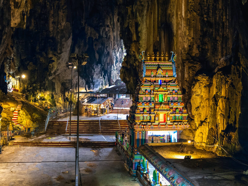 8c537f2582951808f053e92278f712c5-28559-pahang-from-kuala-lumpur--genting-highlands---batu-caves-day-trip-02